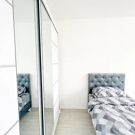 Eleve Apartment