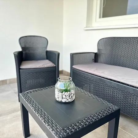 Eleve Apartment *